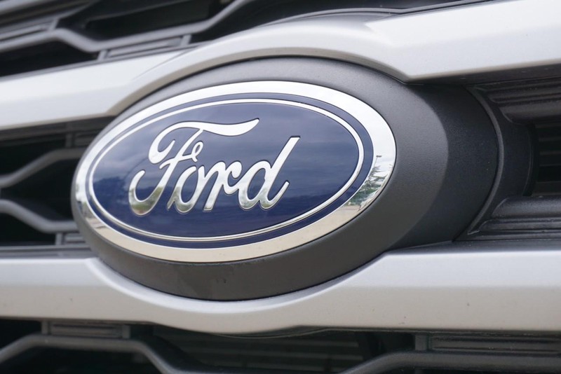 Ford Expedition Vehicle Full-screen Gallery Image 11