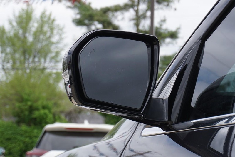 Ford Expedition Vehicle Full-screen Gallery Image 17