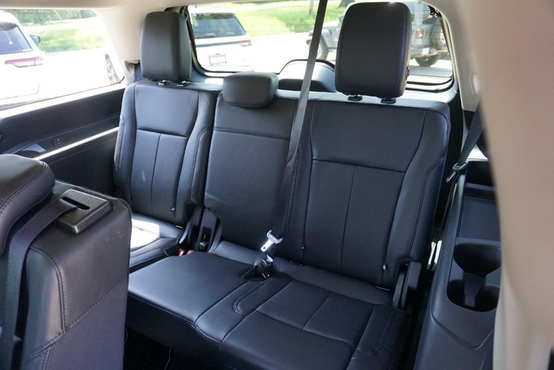 Ford Expedition Vehicle Full-screen Gallery Image 27