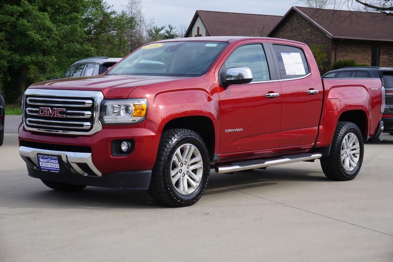 GMC Canyon Vehicle Full-screen Gallery Image 07
