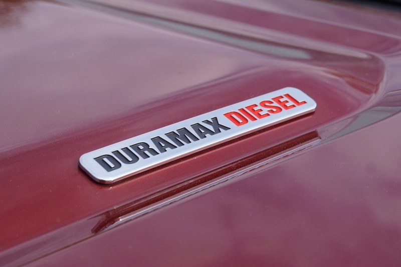 GMC Canyon Vehicle Full-screen Gallery Image 11