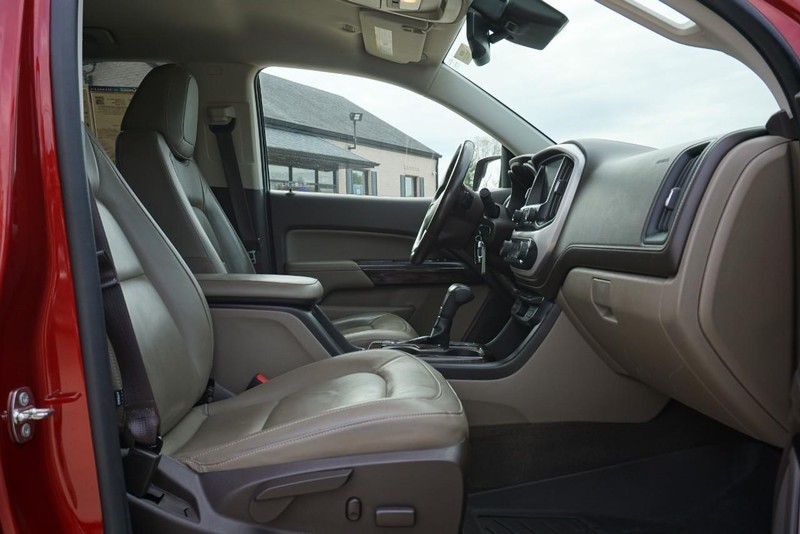 GMC Canyon Vehicle Full-screen Gallery Image 31