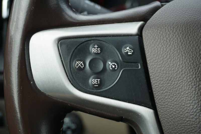 GMC Canyon Vehicle Full-screen Gallery Image 39