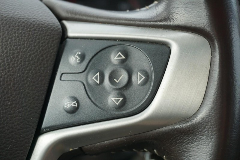 GMC Canyon Vehicle Full-screen Gallery Image 40