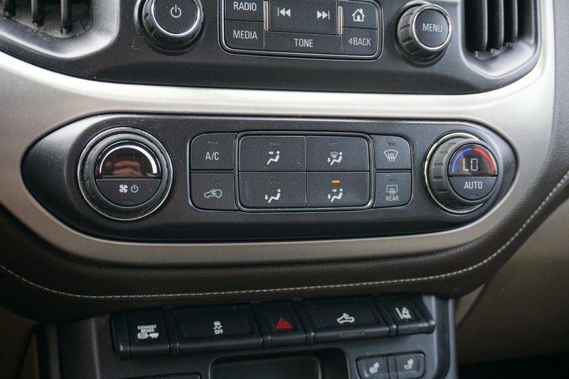 GMC Canyon Vehicle Full-screen Gallery Image 44