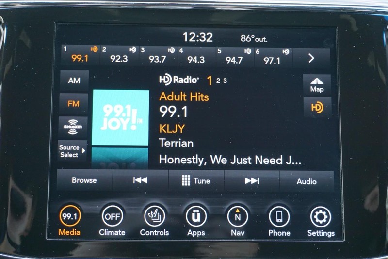 Jeep Grand Cherokee Vehicle Full-screen Gallery Image 47