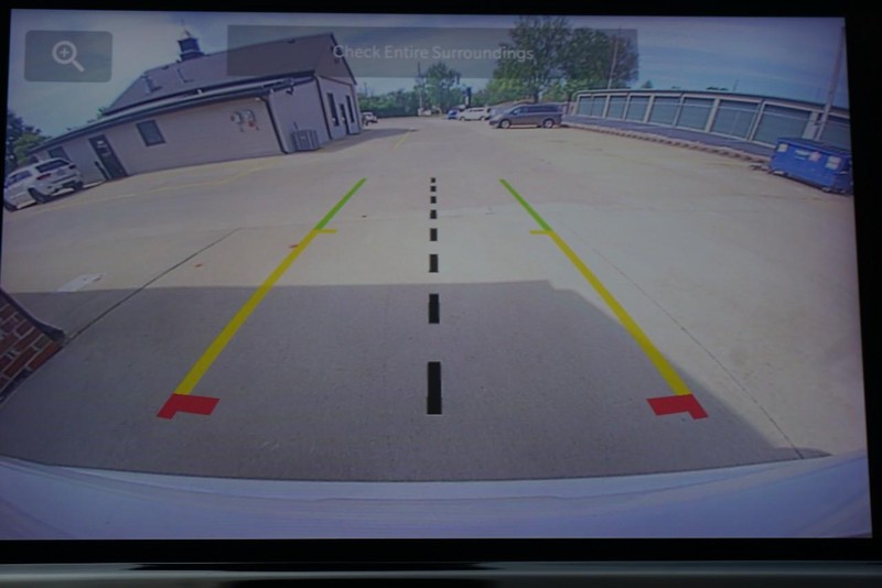 Jeep Compass Vehicle Full-screen Gallery Image 51