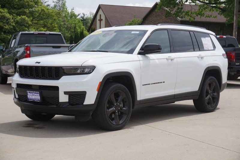 Jeep Grand Cherokee L Vehicle Full-screen Gallery Image 07