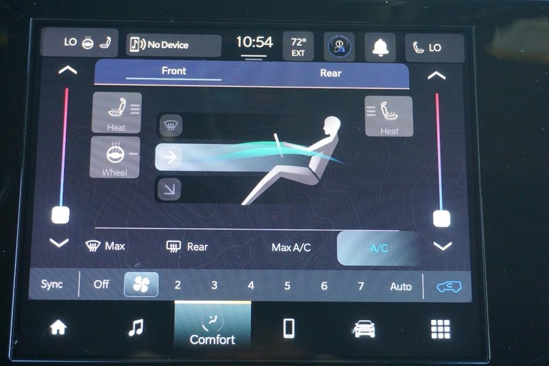 Jeep Grand Cherokee L Vehicle Full-screen Gallery Image 49