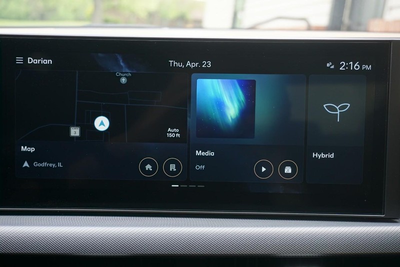 Hyundai Sonata Hybrid Vehicle Full-screen Gallery Image 49