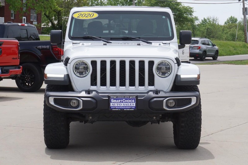 Jeep Gladiator Vehicle Full-screen Gallery Image 08