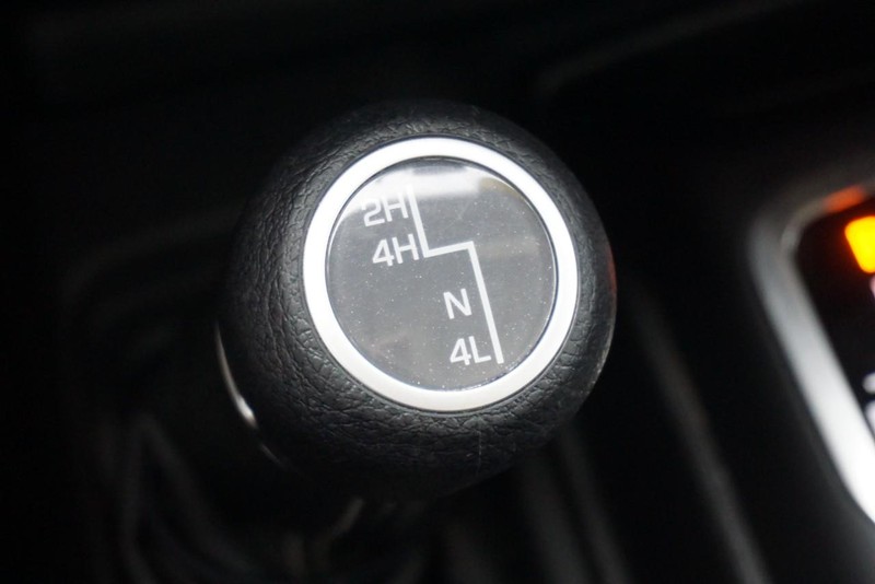 Jeep Gladiator Vehicle Full-screen Gallery Image 50