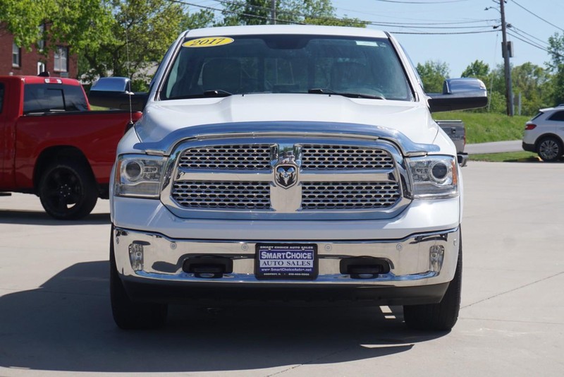Ram 1500 Vehicle Full-screen Gallery Image 08