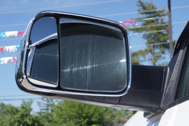 Ram 1500 Vehicle Full-screen Gallery Image 18