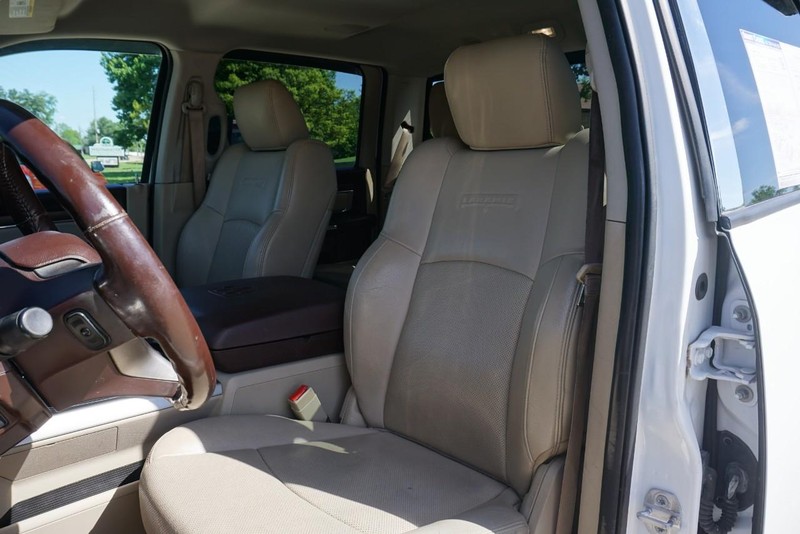 Ram 1500 Vehicle Full-screen Gallery Image 29