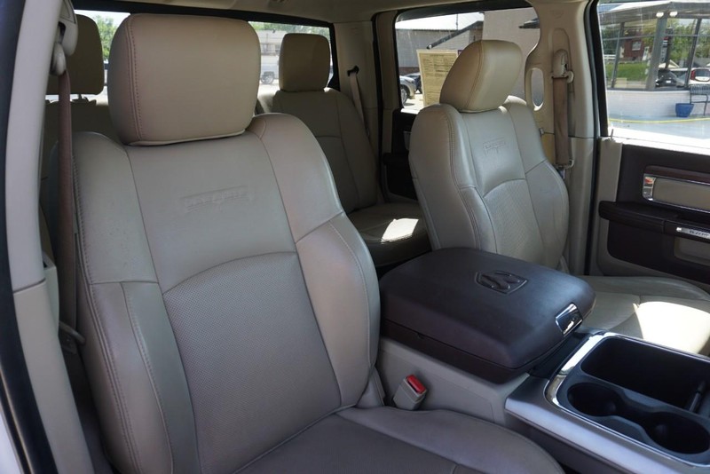 Ram 1500 Vehicle Full-screen Gallery Image 37