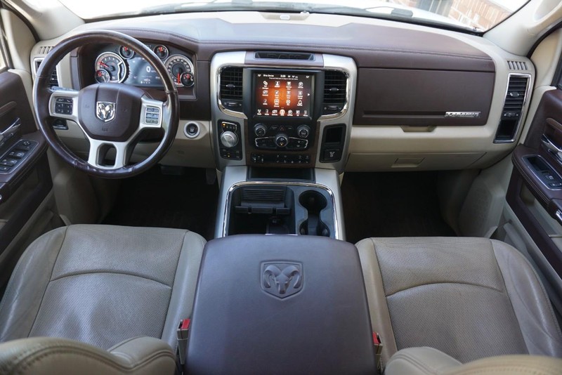 Ram 1500 Vehicle Full-screen Gallery Image 39