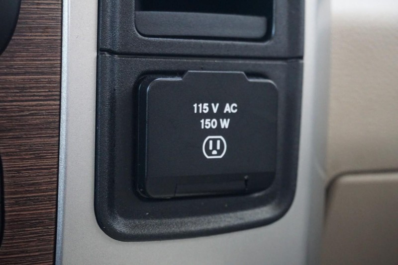 Ram 1500 Vehicle Full-screen Gallery Image 50