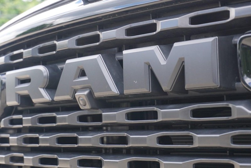 Ram 1500 Vehicle Full-screen Gallery Image 11