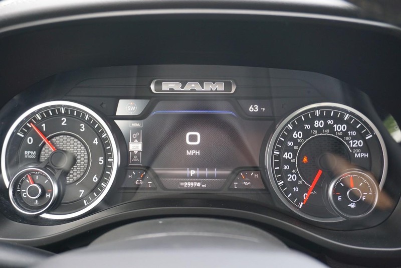 Ram 1500 Vehicle Full-screen Gallery Image 43