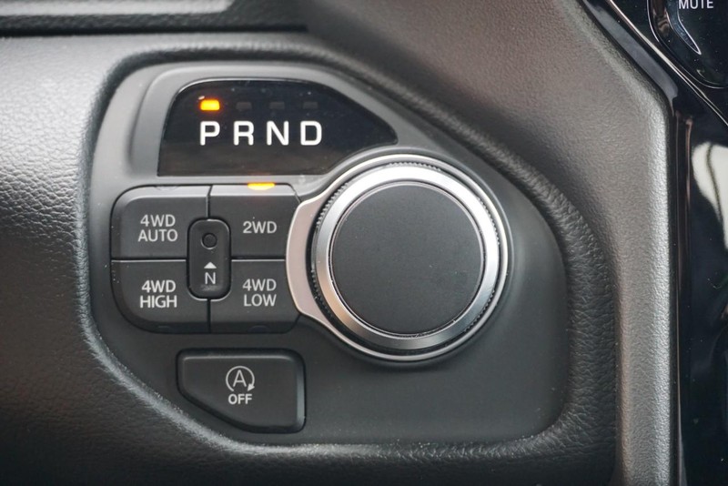 Ram 1500 Vehicle Full-screen Gallery Image 45
