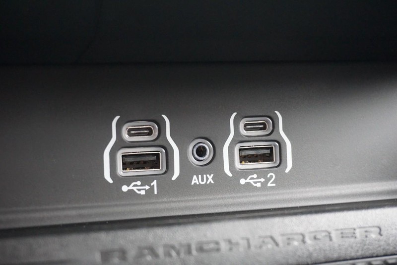 Ram 1500 Vehicle Full-screen Gallery Image 47