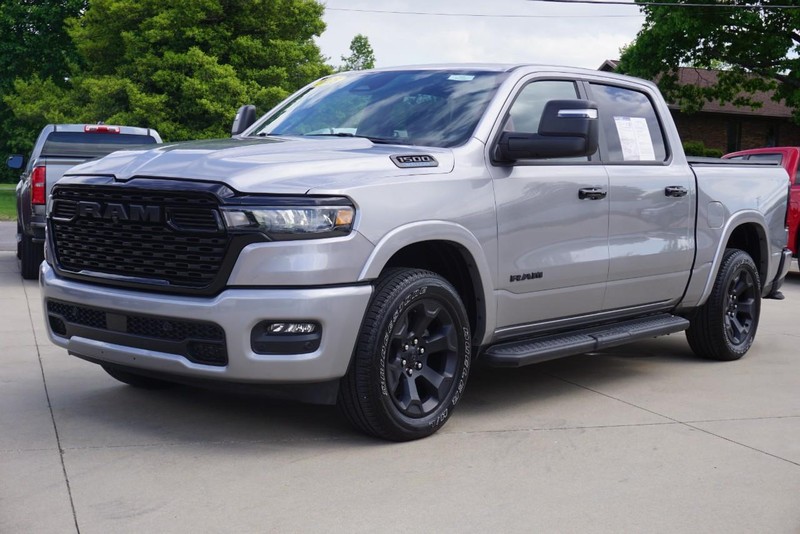 Ram 1500 Vehicle Full-screen Gallery Image 07