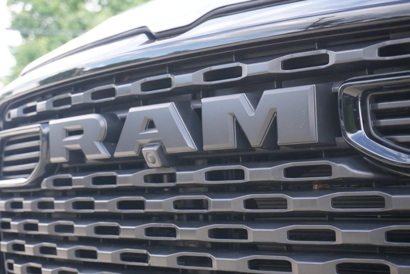 Ram 1500 Vehicle Full-screen Gallery Image 11