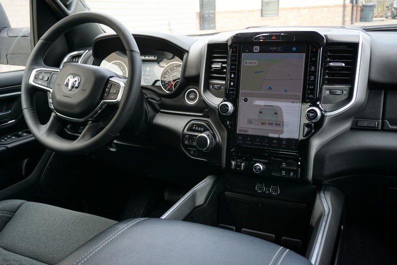 Ram 1500 Vehicle Full-screen Gallery Image 38