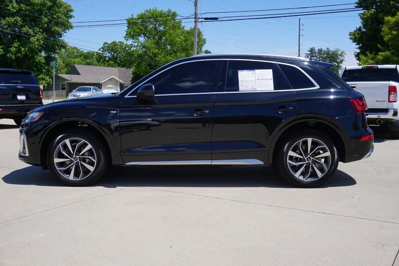 Audi Q5 Vehicle Full-screen Gallery Image 06