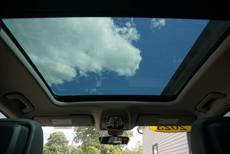 Audi Q5 Vehicle Full-screen Gallery Image 37