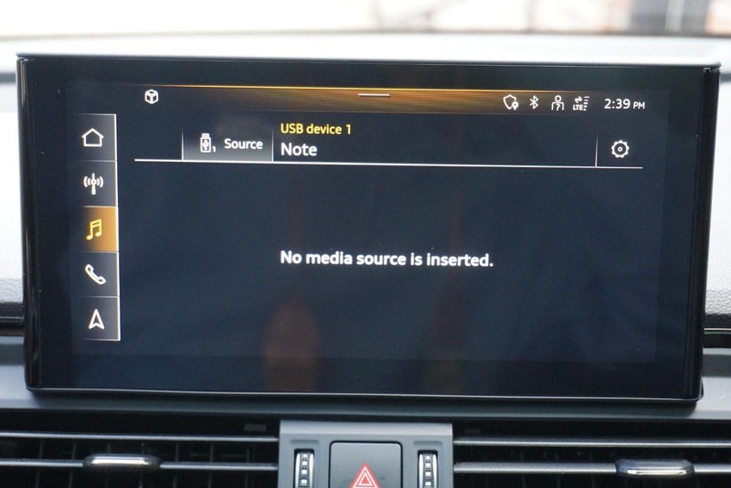 Audi Q5 Vehicle Full-screen Gallery Image 56