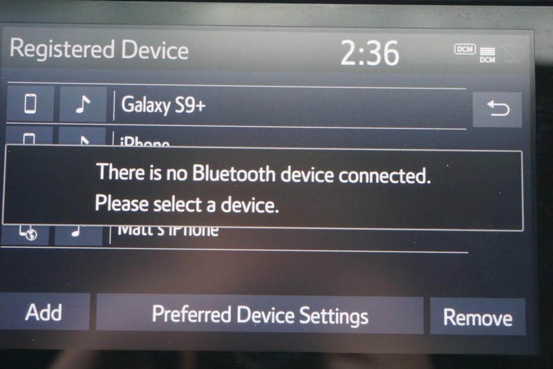 Toyota Tacoma 4WD Vehicle Full-screen Gallery Image 56