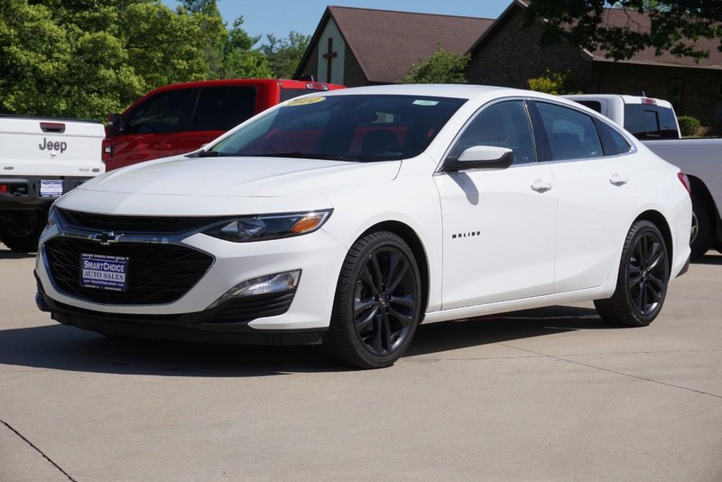 Chevrolet Malibu Vehicle Full-screen Gallery Image 07