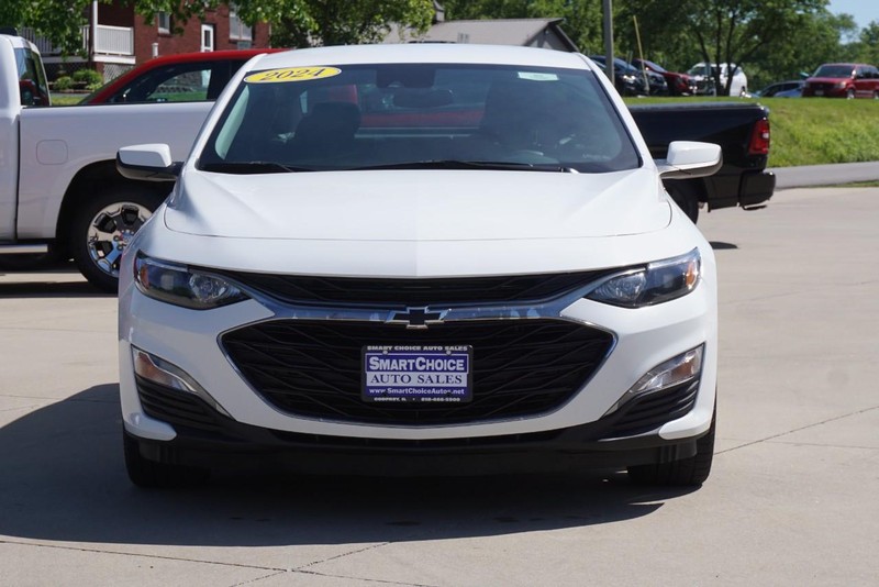 Chevrolet Malibu Vehicle Full-screen Gallery Image 08
