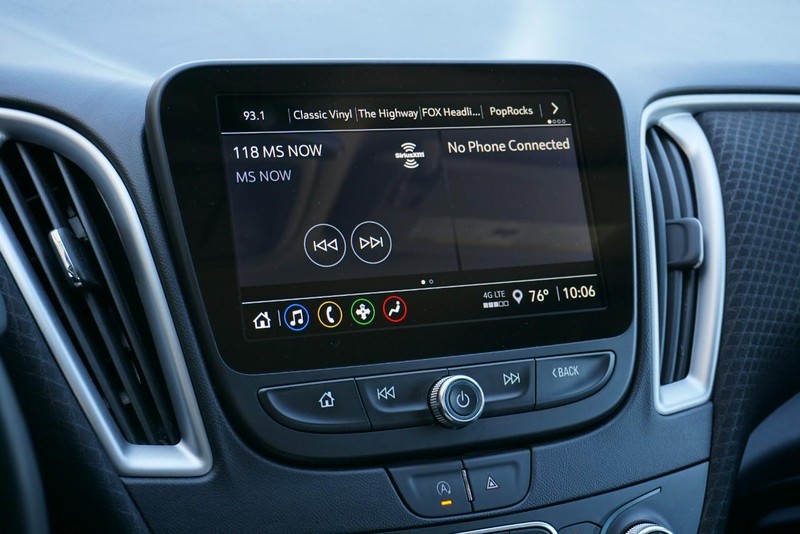 Chevrolet Malibu Vehicle Full-screen Gallery Image 37