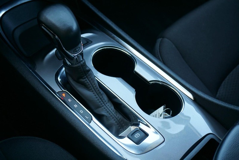 Chevrolet Malibu Vehicle Full-screen Gallery Image 40