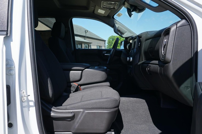 GMC Sierra 1500 Vehicle Full-screen Gallery Image 31