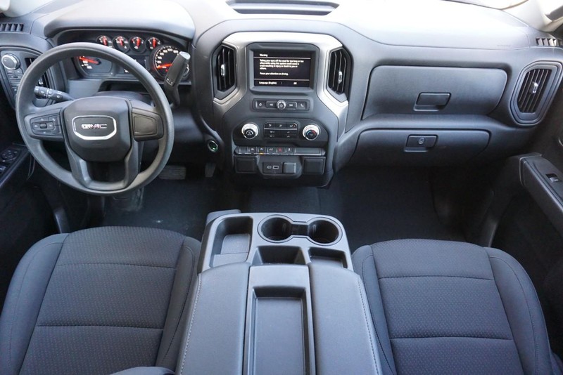 GMC Sierra 1500 Vehicle Full-screen Gallery Image 33