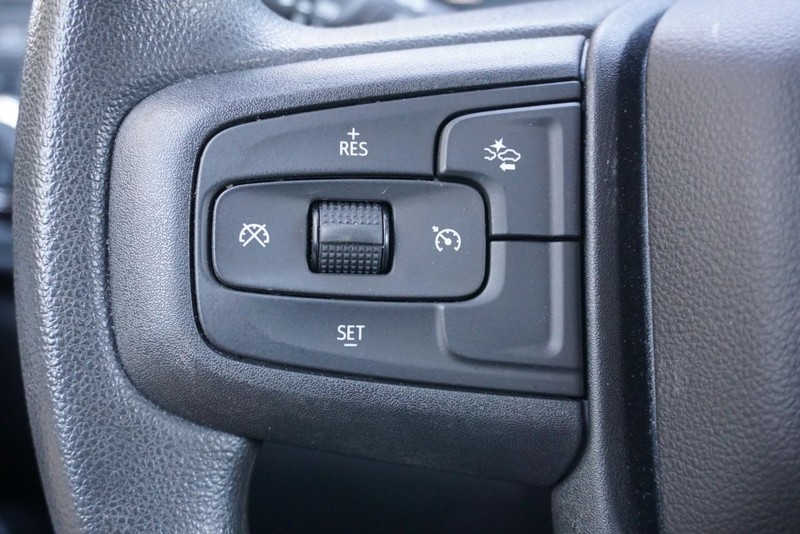 GMC Sierra 1500 Vehicle Full-screen Gallery Image 38