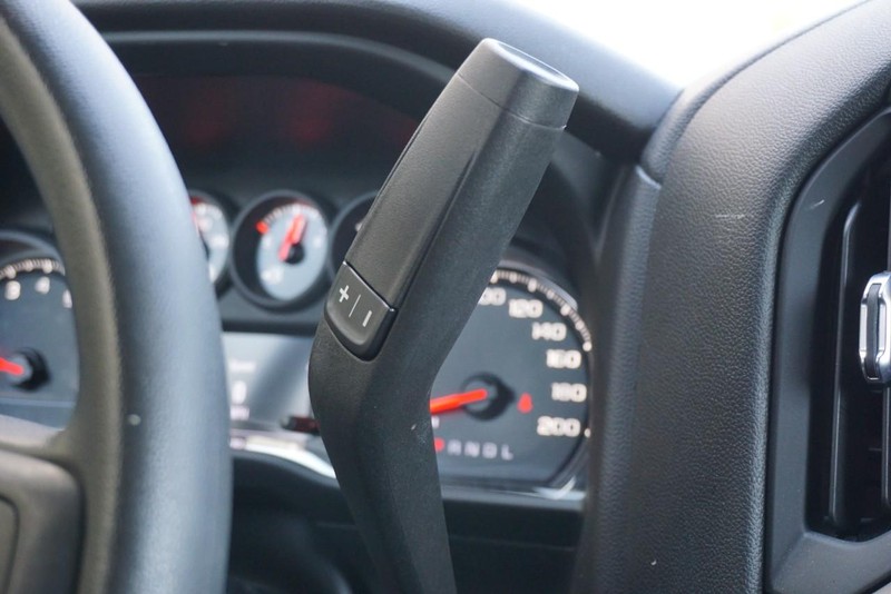 GMC Sierra 1500 Vehicle Full-screen Gallery Image 42