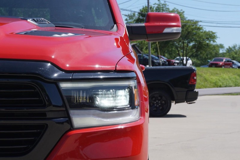 Ram 1500 Vehicle Full-screen Gallery Image 10