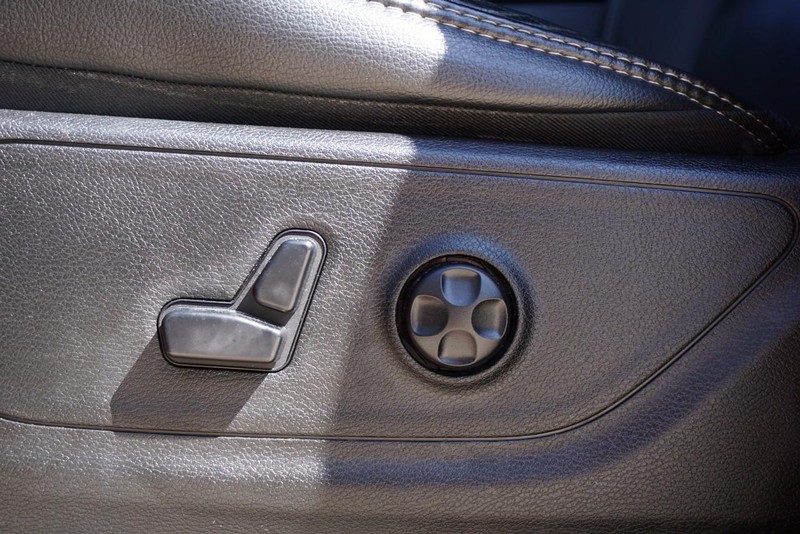 Ram 1500 Vehicle Full-screen Gallery Image 28