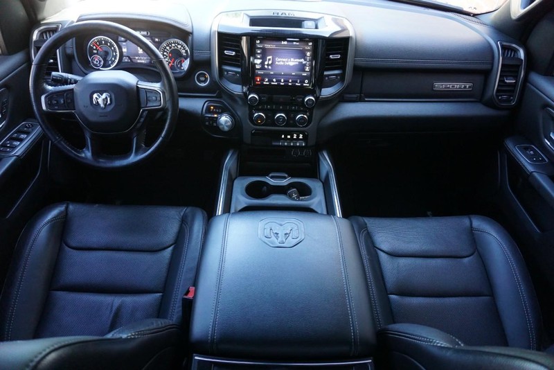 Ram 1500 Vehicle Full-screen Gallery Image 37