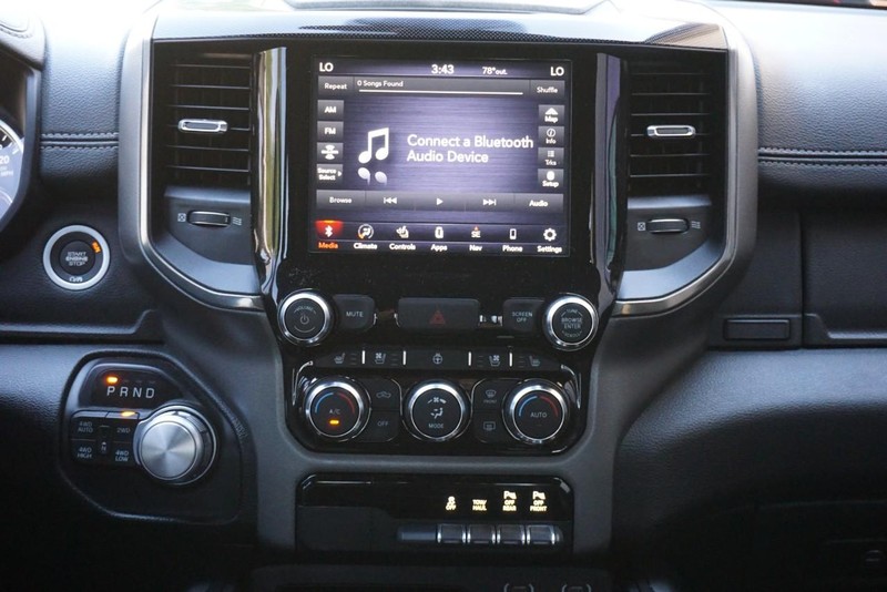 Ram 1500 Vehicle Full-screen Gallery Image 39
