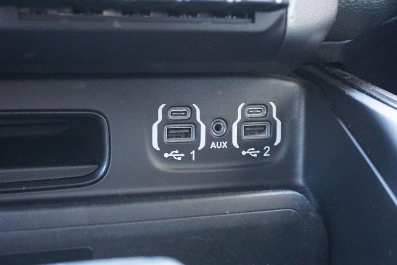 Ram 1500 Vehicle Full-screen Gallery Image 52