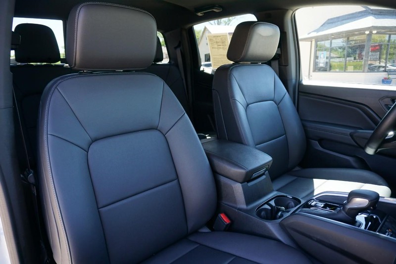 Chevrolet Colorado Vehicle Full-screen Gallery Image 34