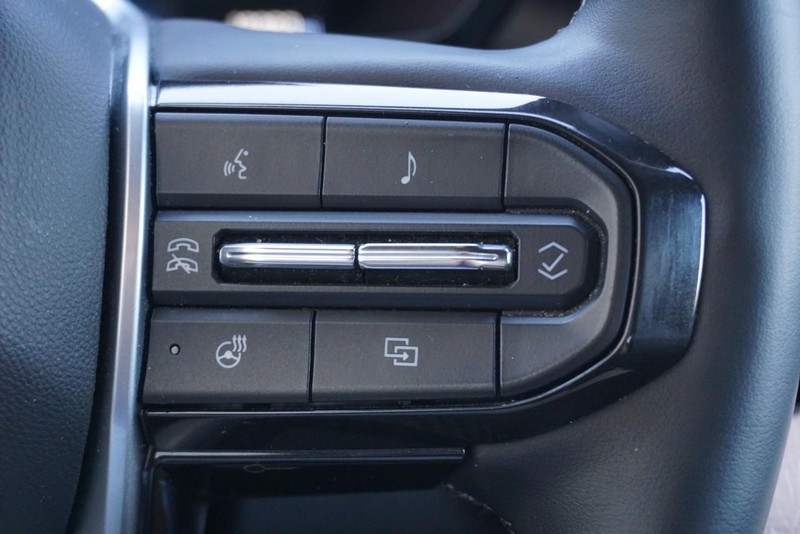 Chevrolet Colorado Vehicle Full-screen Gallery Image 41