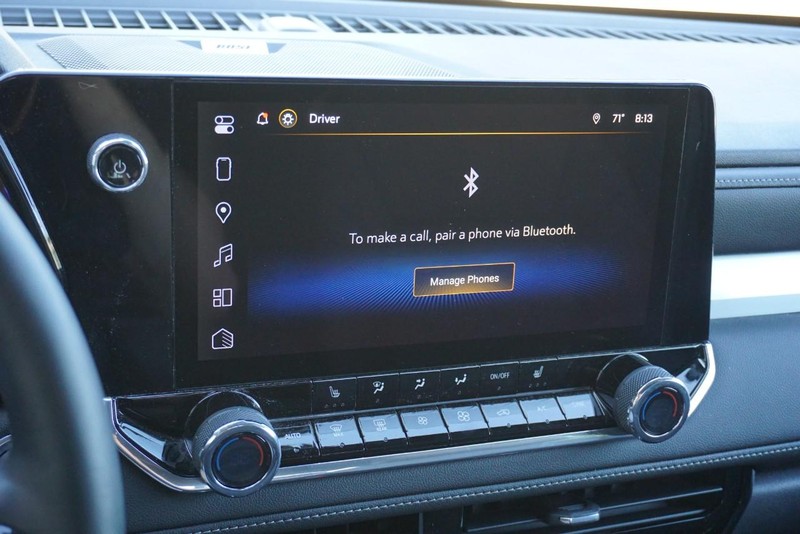 Chevrolet Colorado Vehicle Full-screen Gallery Image 44