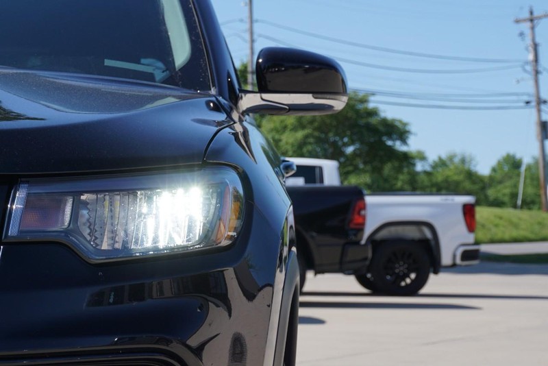 Jeep Compass Vehicle Full-screen Gallery Image 10